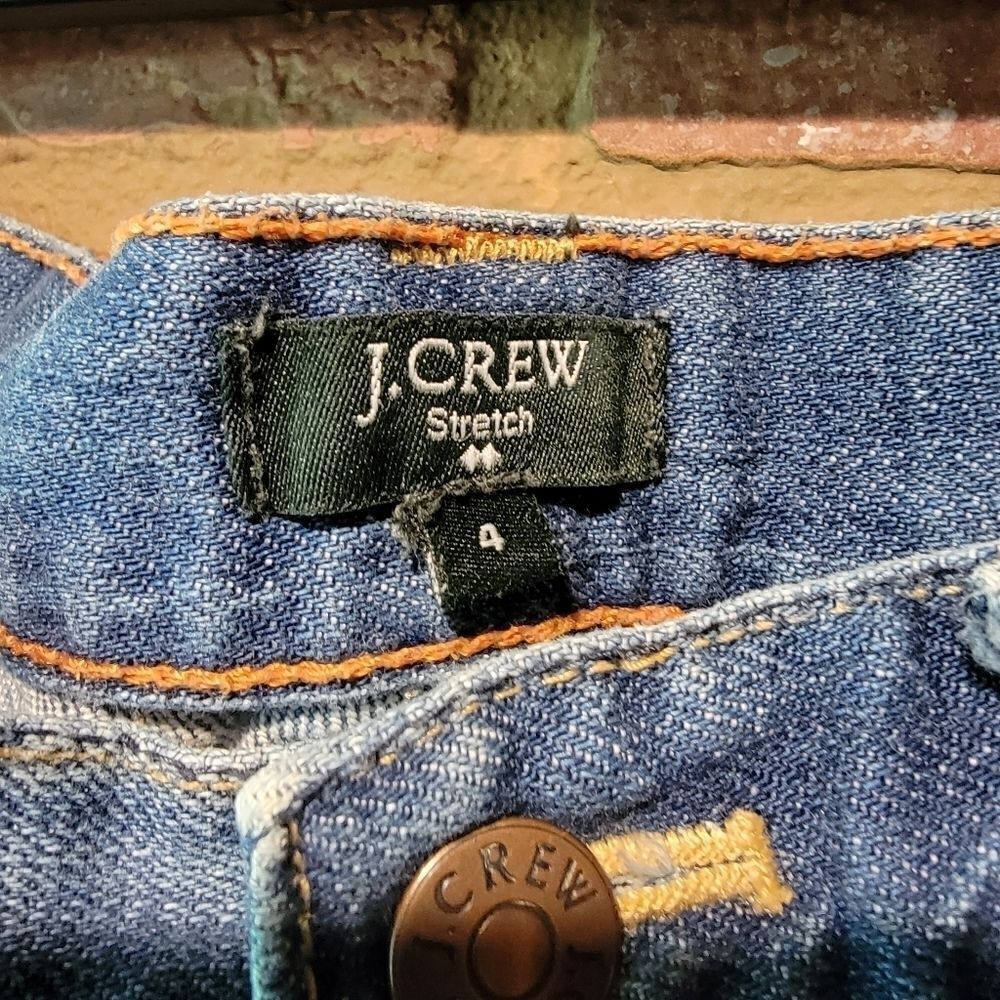 J. Crew Mid-Rise Denim Short in Squash Wash Size 4 - Picture 7 of 8